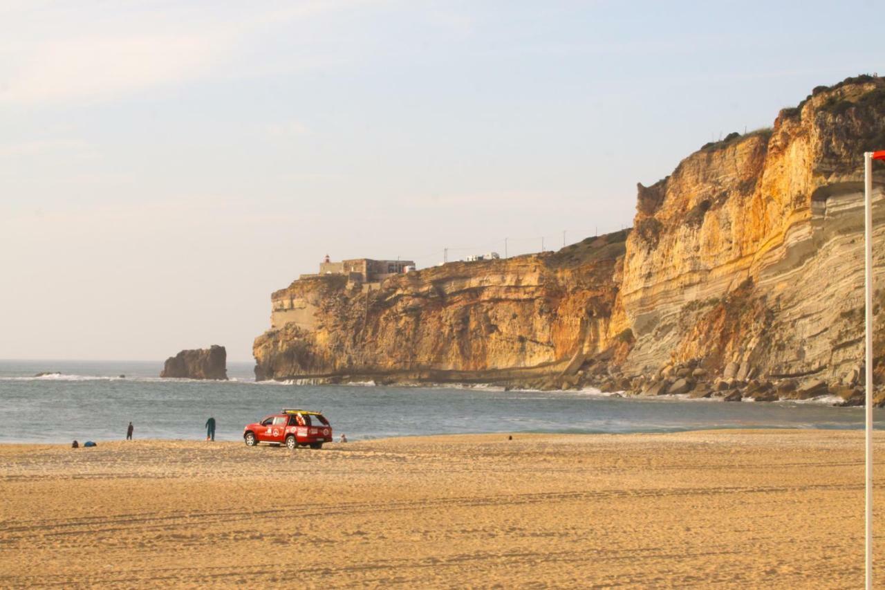 Ferhousedreams-Praia Nazare Bagian luar foto